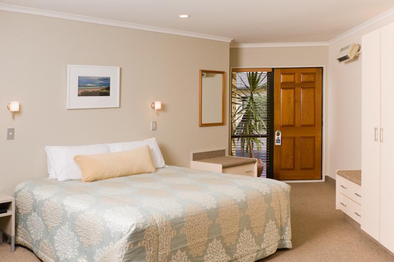 נאפייר Fairley Motor Lodge מראה חיצוני תמונה
