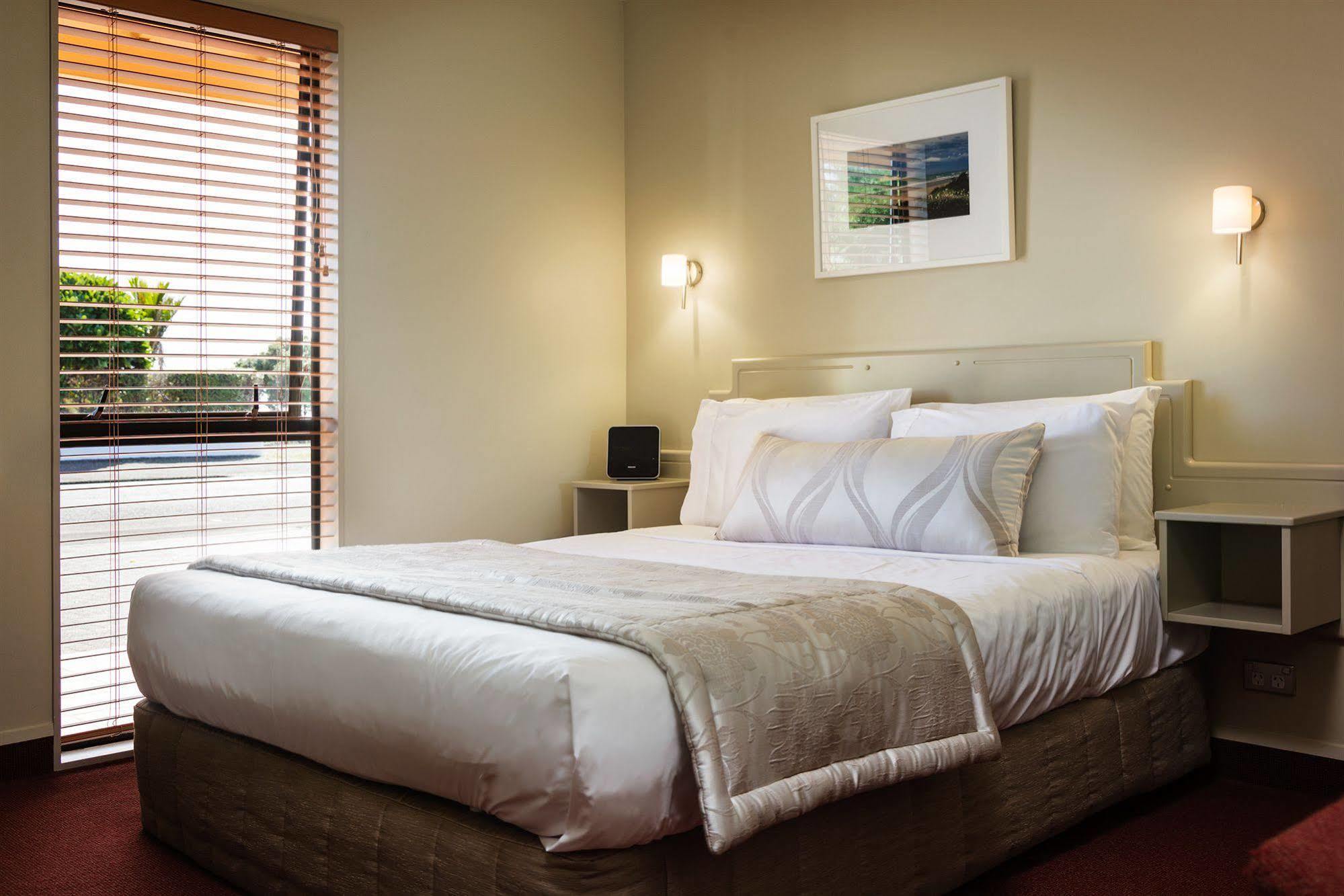 נאפייר Fairley Motor Lodge מראה חיצוני תמונה