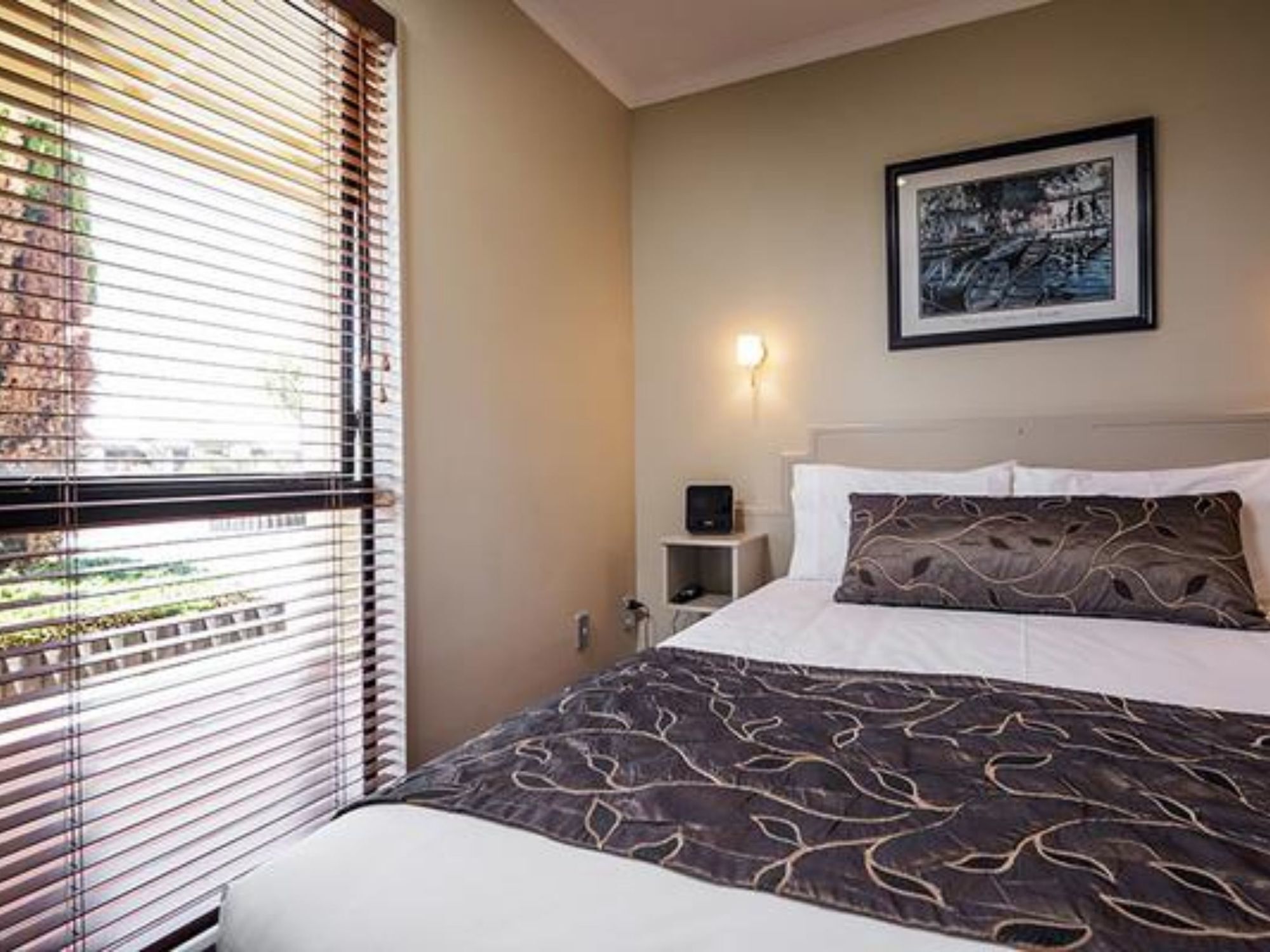 נאפייר Fairley Motor Lodge מראה חיצוני תמונה